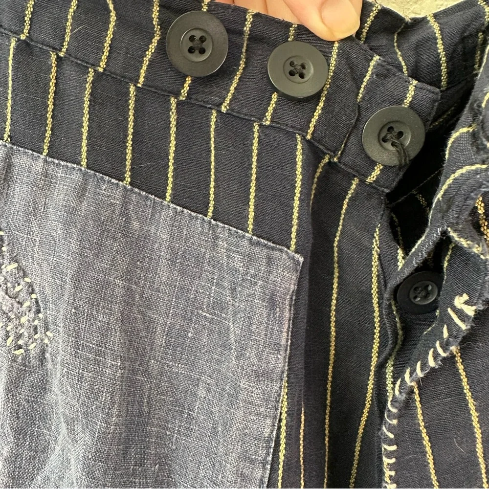 MAGNOLIA PEARL Lilou Distressed
Patchwork Pants One Size - Picture 8 of 15